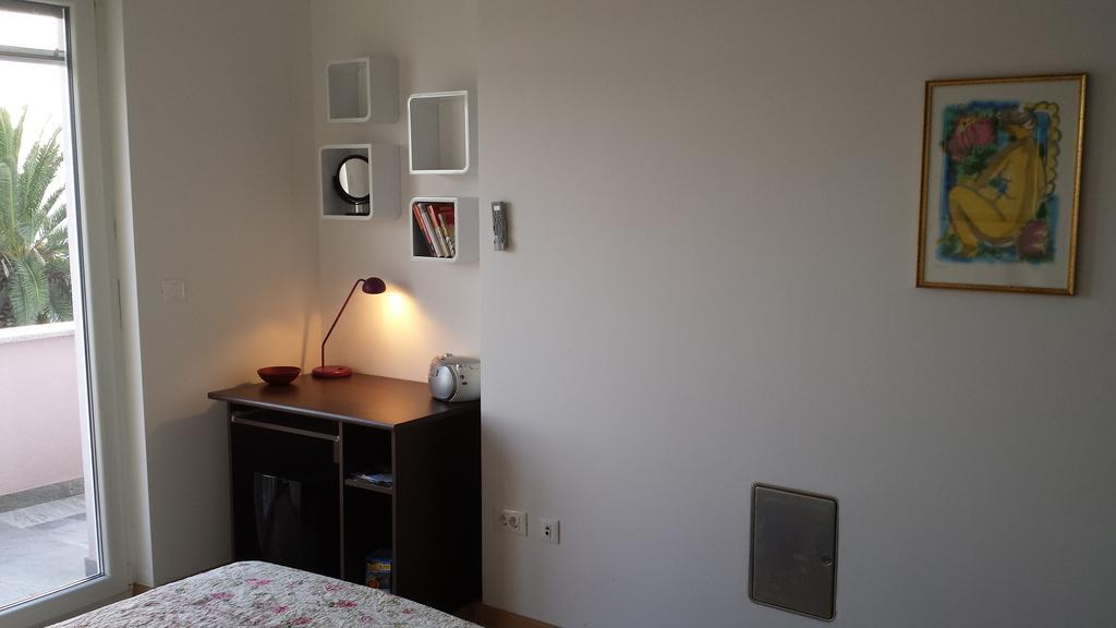 Ika Apartment *